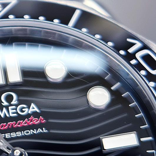 オメガ シーマスター300M コーアクシャル マスタークロノメーター 210.32.42.20.01.001 ブラック 中古 サブカット 3枚目