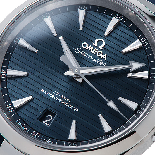 オメガ シーマスター アクアテラ 150m コーアクシャル マスタークロノメーター 220.12.38.20.03.001 ブルー 新品 サブカット 4枚目