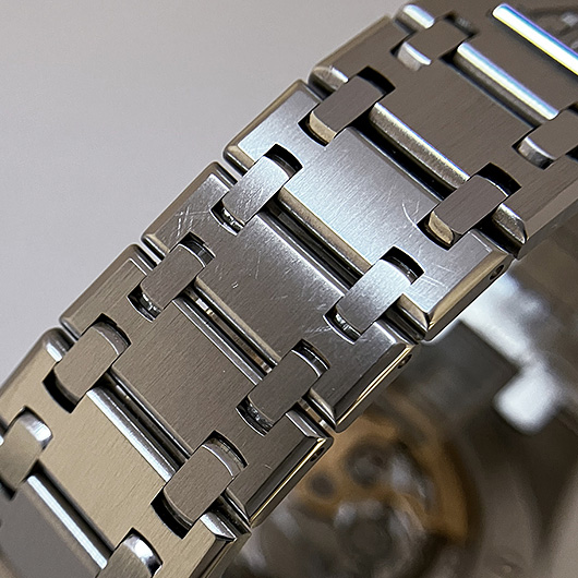 オーデマ・ピゲ ロイヤルオーク エクストラシン 15202ST.OO.1240ST.01 ブルー 中古 サブカット 4枚目