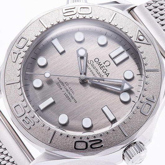 オメガ シーマスター ダイバー 300M コーアクシャル マスタークロノメーター 210.30.42.20.06.002 グレー 新品 サブカット 1枚目
