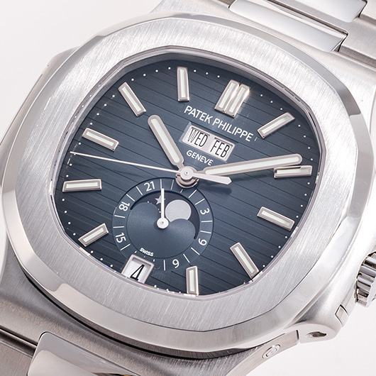 パテックフィリップ ノーチラス 年次カレンダー 5726/1A-014 ブルー 中古 サブカット 1枚目