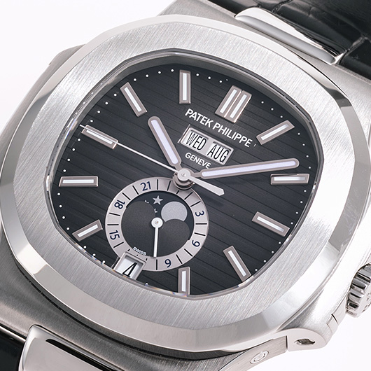 パテックフィリップ ノーチラス 年次カレンダー 5726A-001 ブラック 中古 サブカット 1枚目