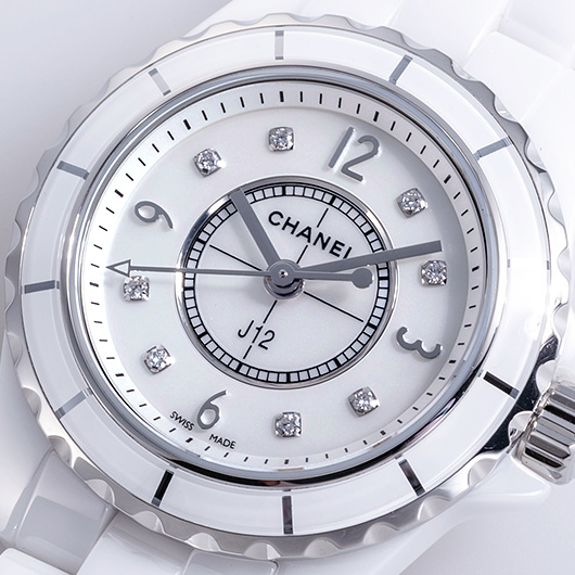 シャネル J12 H2570 ホワイト 中古 サブカット 1枚目