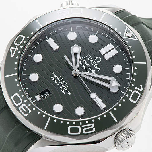 オメガ シーマスター300M コーアクシャル マスタークロノメーター 210.32.42.20.10.001 グリーン 中古 サブカット 1枚目