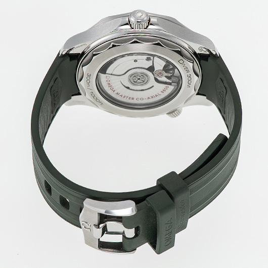オメガ シーマスター300M コーアクシャル マスタークロノメーター 210.32.42.20.10.001 グリーン 中古 サブカット 2枚目