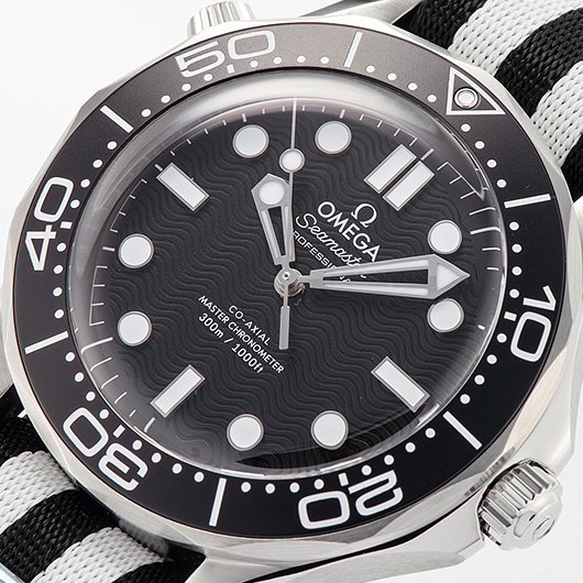 オメガ シーマスター ダイバー 300M 210.32.42.20.01.005 ブラック 新品 サブカット 1枚目