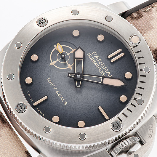 パネライ サブマーシブル クアランタ クアトロ ネイビーシールズ PAM01518 ブラックシェード 新品 サブカット 1枚目