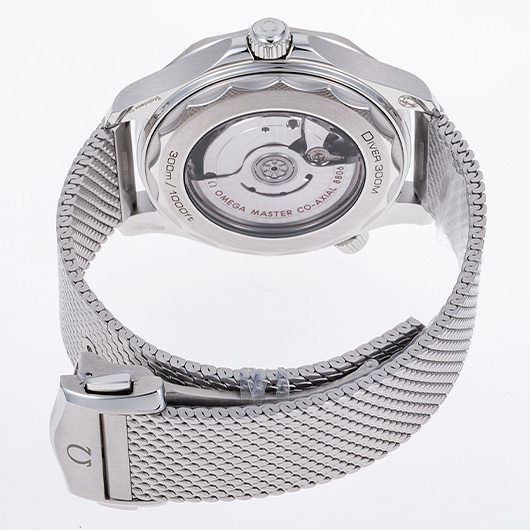 オメガ シーマスター300M コーアクシャル マスタークロノメーター 210.30.42.20.01.018 ブラック 新品 サブカット 2枚目