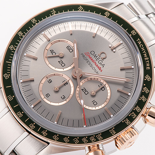 オメガ スペシャリティ オリンピックコレクション 東京2020 スピードマスター プロフェッショナル 522.20.42.30.06.001 グレー 中古 サブカット 1枚目