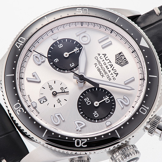 タグ・ホイヤー オータヴィア 60周年アニバーサリー フライバック  クロノグラフ CBE511B.FC8279 シルバー/ブラック 新品 サブカット 1枚目