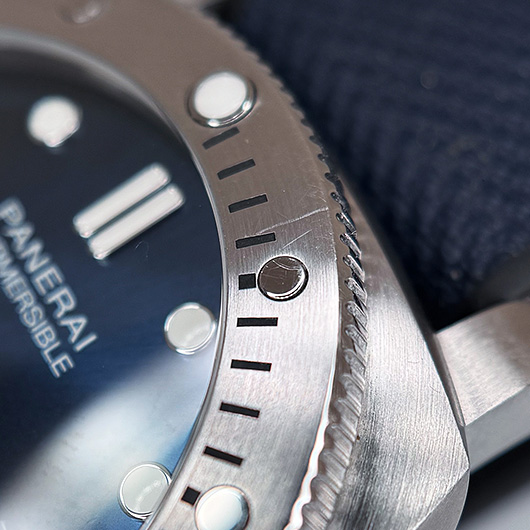 パネライ サブマーシブル クアランタ クアトロ ルナ ロッサ PAM01391 ブルー 中古 サブカット 3枚目