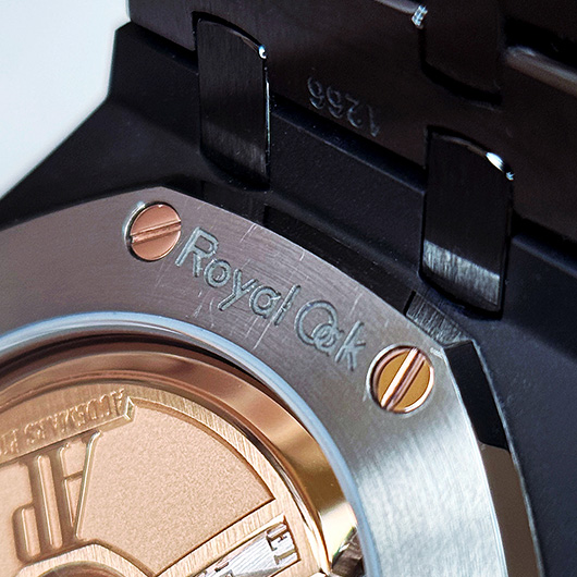 オーデマ・ピゲ ロイヤルオーク 77350CE.OO.1266CE.01 ブラック 未使用品 サブカット 4枚目