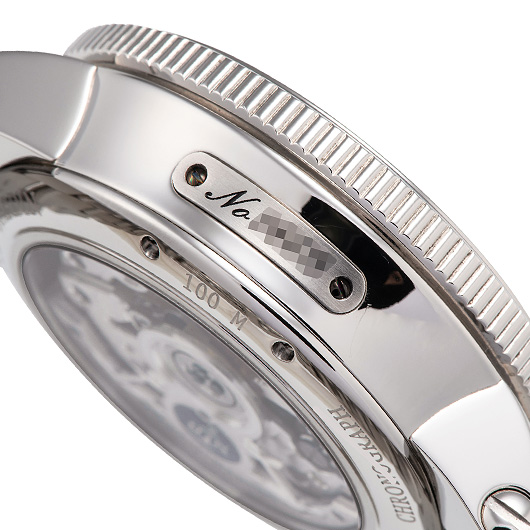 ユリス・ナルダン マリーン クロノグラフ 1533-150/40 ホワイト 中古 サブカット 3枚目