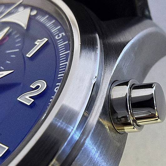 IWC パイロットウォッチ　ローレウスエディション IW371712 ブルー 中古 サブカット 4枚目