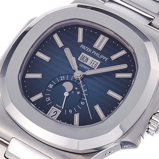 パテックフィリップ ノーチラス 年次カレンダー 5726/1A-014 ブルー 中古 サブカット 1枚目