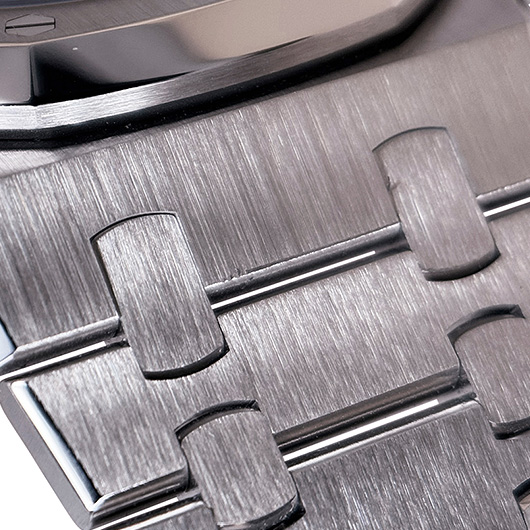 オーデマ・ピゲ ロイヤルオーク クロノグラフ 26331ST.OO.1220ST.02 ブラック/シルバー 中古 サブカット 3枚目