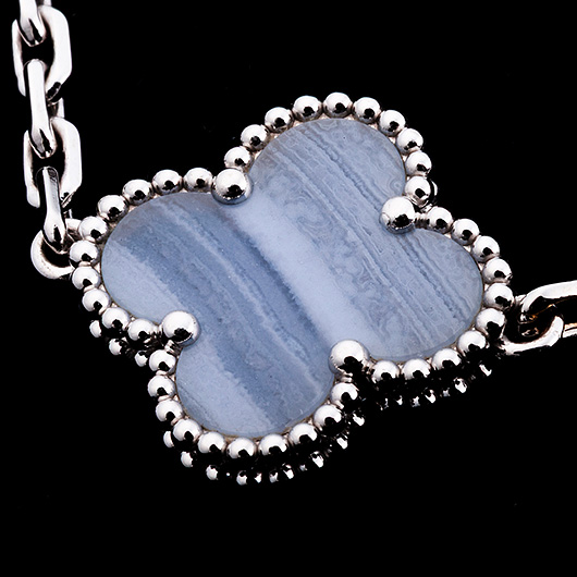 ヴァンクリーフ＆アーペル ヴィンテージ アルハンブラ ネックレス --- ホワイトゴールド/ブルー 中古 サブカット 4枚目