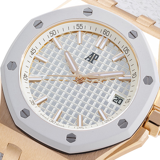 オーデマ・ピゲ ロイヤルオーク オフショア オートマティック 77605OK.OO.A101CA.01 アイボリー 新品 サブカット 1枚目