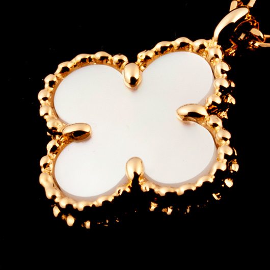 ヴァンクリーフ＆アーペル スウィート アルハンブラ ペンダント イエローゴールド/ホワイト 中古 サブカット 4枚目