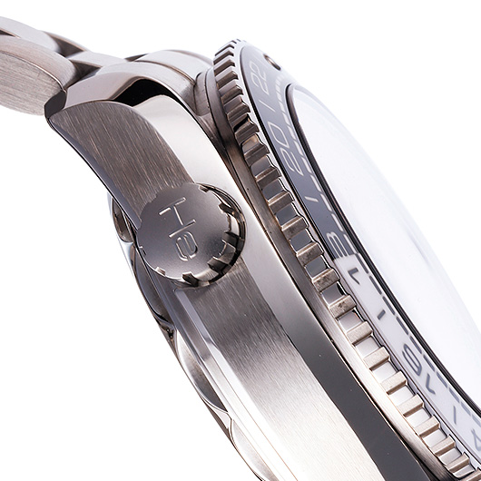 オメガ シーマスター プラネットオーシャン コーアクシャル マスタークロノメーターGMT 215.30.44.22.01.001 ブラック 中古 サブカット 3枚目