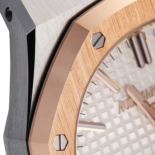 オーデマ・ピゲ ロイヤルオーク オートマティック 15550SR.OO.1356SR.02 シルバー 新品未使用 サブカット 5枚目