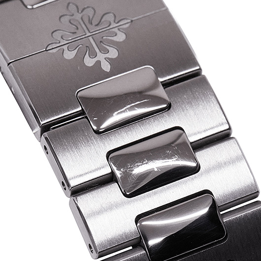 パテックフィリップ ノーチラス トラベルタイム クロノグラフ 5990/1A-011 ブルー 中古 サブカット 5枚目