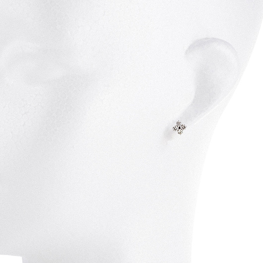 ノーブランド ダイヤモンド ピアス 4744930 プラチナ/シルバー 新品 サブカット 1枚目