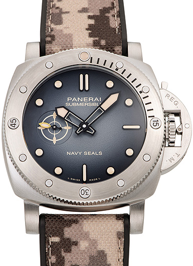 パネライ サブマーシブル クアランタ クアトロ ネイビーシールズ PAM01518 ブラックシェード 新品