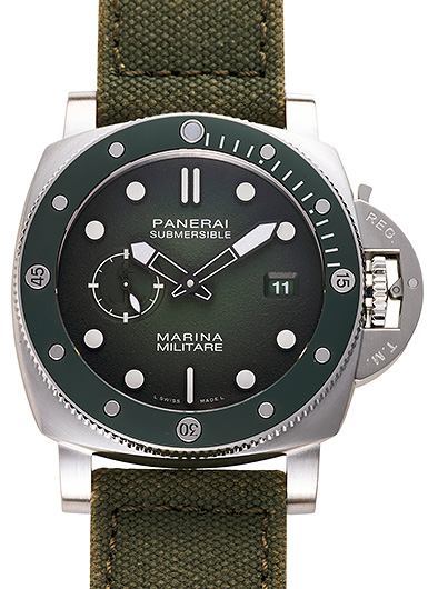 パネライ サブマーシブル マリーナ ミリターレ PAM01697 グリーン 新品